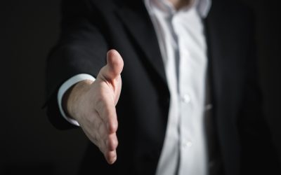Selling privately without an estate agent – potential risks # 2: DIY home viewing security